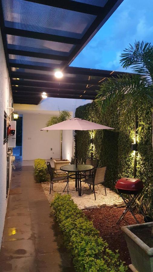 Casa Hector, Con Jacuzzi, Cerca Del Foro Gnp. Villa Mérida Buitenkant foto