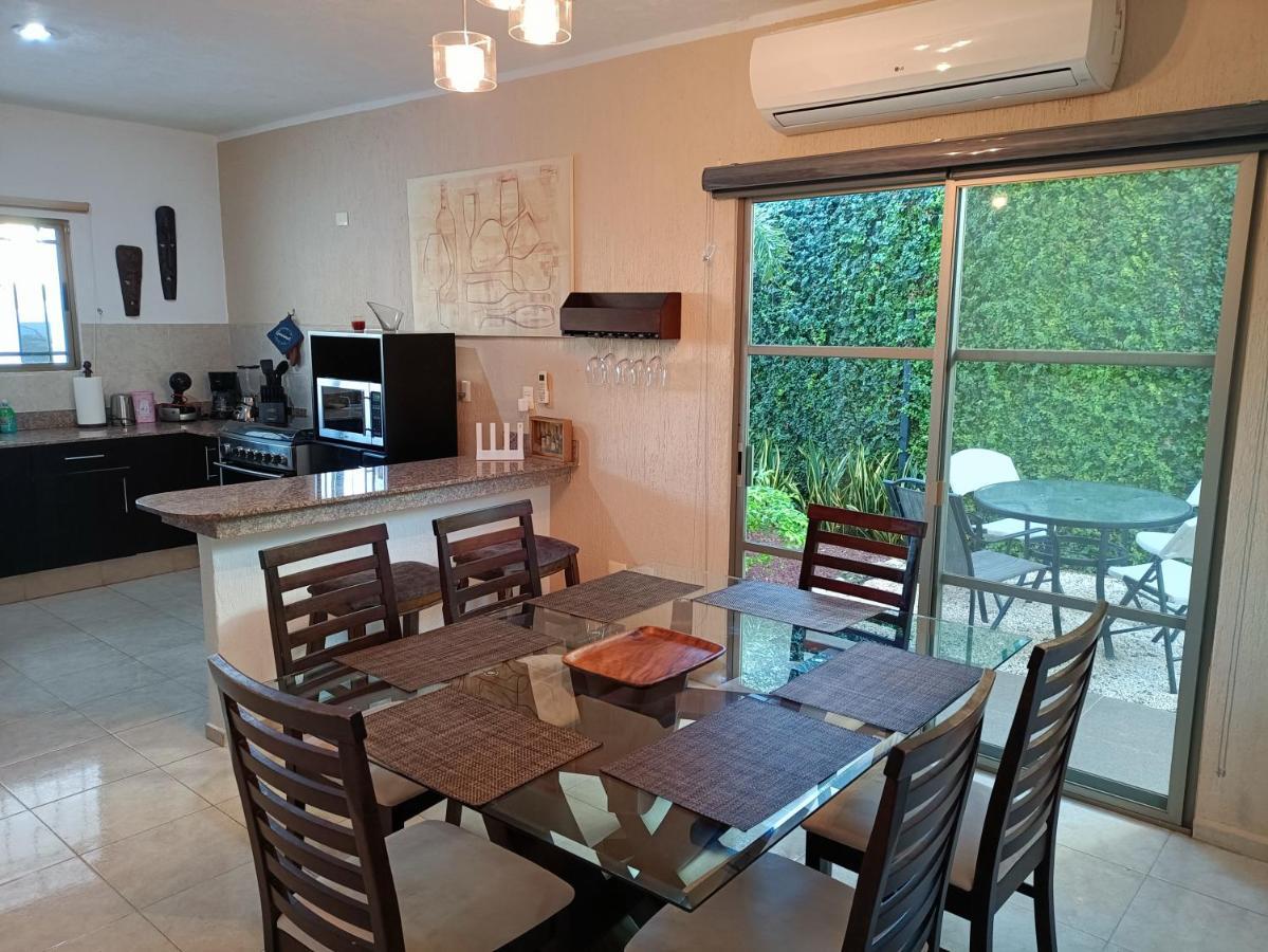 Casa Hector, Con Jacuzzi, Cerca Del Foro Gnp. Villa Mérida Buitenkant foto